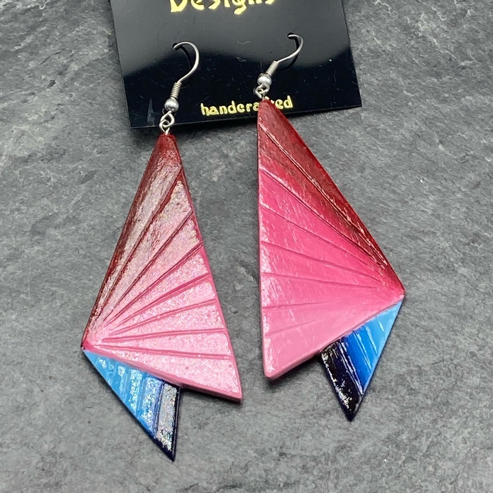 #406 NWT Women’s Vintage artisan wood paint novelty earrings African abstract